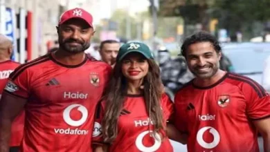 أحمد وكريم فهمي يتواجدان في كامب نو لمؤازرة الأهلي أمام برشلونة في كأس خوان جامبر