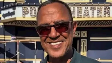 أشرف عبد الباقي يحتفل بنجاح آخر عروض مسرحية "الساحل الشرير" بحضور إبراهيم فايق