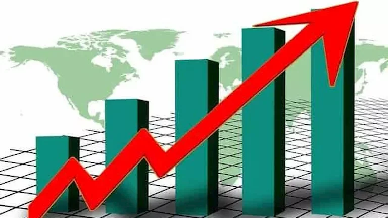 ارتفاع أسعار النفط بعد إعلان أوبك+ عن خفض الإنتاج في 2024