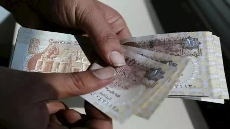 ارتفاع أسعار النفط بعد تخفيضات الإنتاج السعودية والروسية