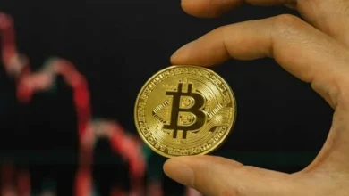 البيتكوين تسجل تراجعاً جديداً دون 63 ألف دولار