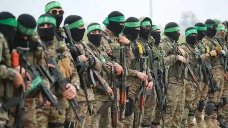 الجيش الإسرائيلي يعلن عن استهداف مواقع في غزة رداً على إطلاق صواريخ نحو مستوطنات جنوب البلاد