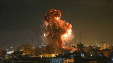 الجيش الإسرائيلي يعلن عن استهداف مواقع لحركة حماس في قطاع غزة