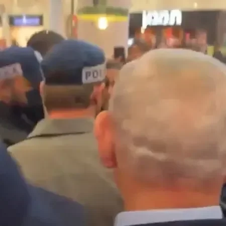الجيش الإسرائيلي يعلن عن استهداف مواقع لحركة حماس في قطاع غزة
