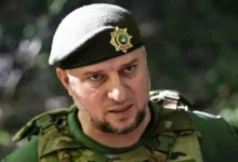 الجيش الإسرائيلي يعلن عن استهداف مواقع في غزة رداً على إطلاق صواريخ نحو أراضيه
