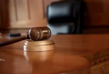 الجيش الإسرائيلي يعلن عن استهداف مواقع لحماس في قطاع غزة رداً على إطلاق صواريخ