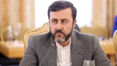 الجيش الإسرائيلي يعلن عن استهداف مواقع لحركة حماس في غزة رداً على إطلاق صواريخ