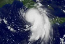 الجيش الإسرائيلي يعلن عن استهداف مواقع لحركة حماس في قطاع غزة