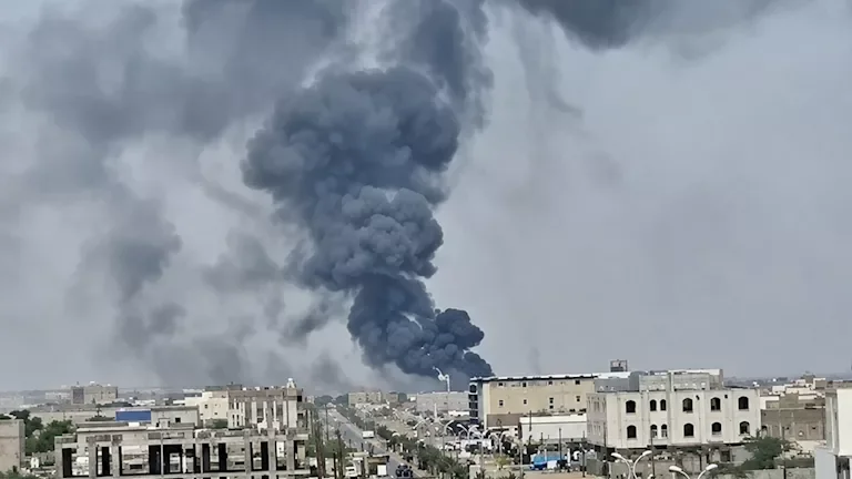 الجيش الإسرائيلي يعلن عن تنفيذ غارات على مواقع في قطاع غزة رداً على إطلاق صواريخ