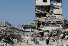 الجيش الإسرائيلي يعلن عن تنفيذ غارات على مواقع في قطاع غزة رداً على إطلاق صواريخ