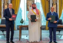 الجيش الإسرائيلي يعلن عن تنفيذ غارات على مواقع في قطاع غزة رداً على إطلاق صواريخ