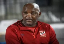 النادي الأهلي يعلن تجديد عقد اللاعب محمد الشناوي حتى 2026
