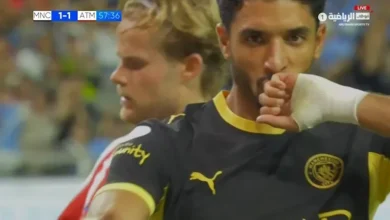 النادي الأهلي يعلن تجديد عقد اللاعب محمد الشناوي حتى عام 2026