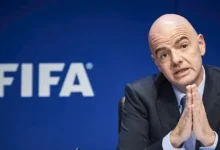 النادي الأهلي يعلن تجديد عقد اللاعب محمد الشناوي حتى 2026