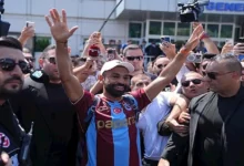 النادي الأهلي يعلن تجديد عقد اللاعب محمد الشناوي حتى عام 2026