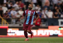 النادي الأهلي يعلن تجديد عقد اللاعب محمد الشناوي حتى 2026