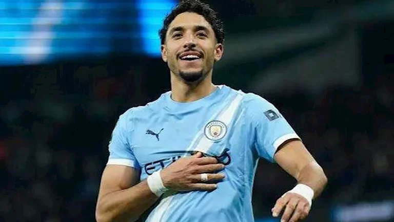 النادي الأهلي يعلن تجديد عقد اللاعب محمد الشناوي حتى 2026