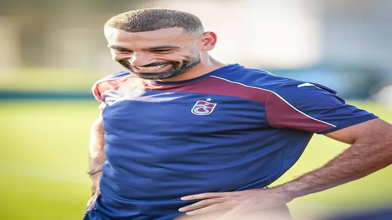 النادي الأهلي يعلن تجديد عقد المدرب بيتسو موسيماني حتى 2025