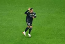 النادي الأهلي يعلن تجديد عقد المدرب بيتسو موسيماني لمدة عامين إضافيين