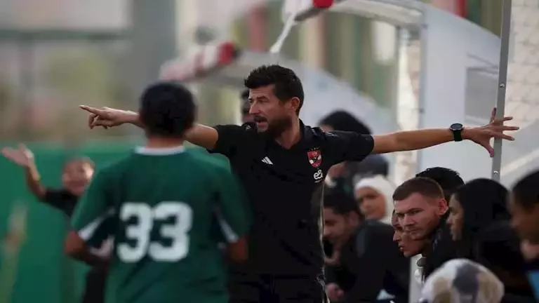 النادي الأهلي يعلن تجديد عقد المدرب بيتسو موسيماني حتى 2025