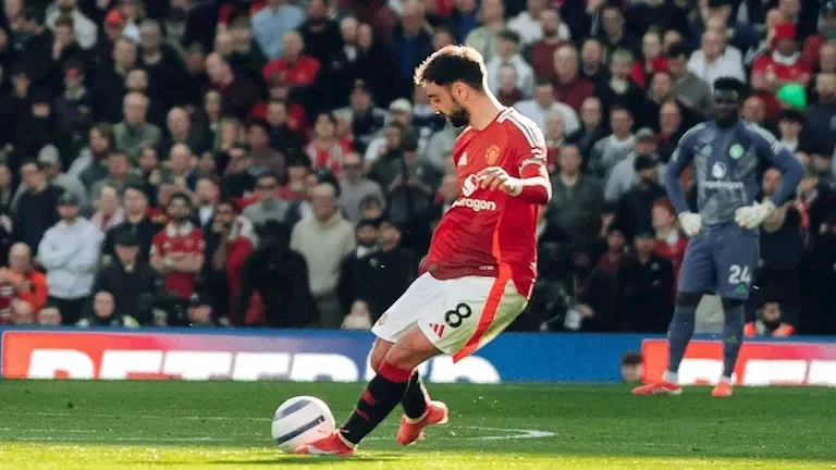 النادي الأهلي يعلن تجديد عقد المدرب بيتسو موسيماني حتى 2025