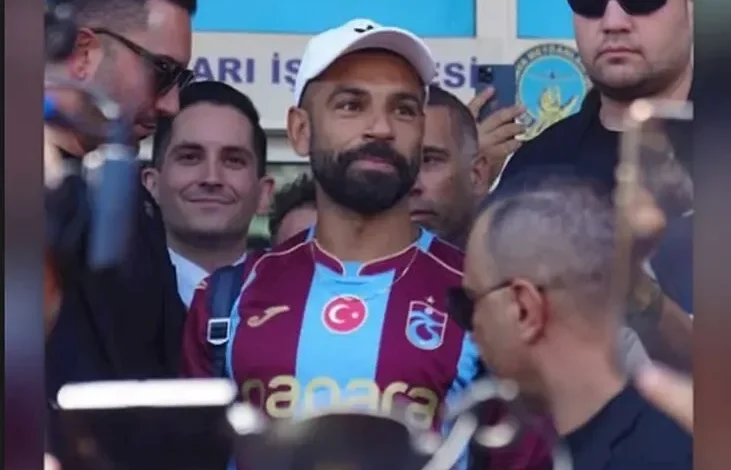 النادي الأهلي يعلن تجديد عقد المدرب ريكاردو سواريش حتى 2025