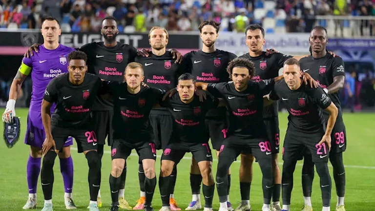 النادي الأهلي يعلن تجديد عقد المدير الفني مارسيل كولر حتى 2025