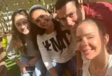 بسمة تنشر صورة مع ياسمين ابنة نجلاء فتحي وتعلق: "هتوحشيني يا طيبة"