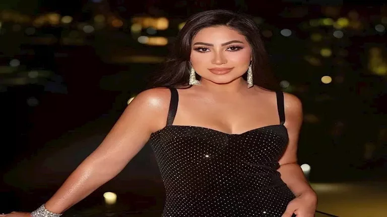 بوسي تتألق بإطلالة أنيقة في أحدث ظهور لها على إنستجرام