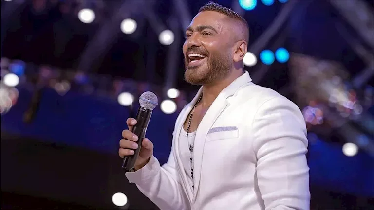 تامر حسني يعبر عن فخره بانضمام محمد صلاح إلى طرابزون سبور ويشيد باستقبال الجماهير التركية