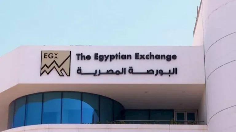 تراجع أسعار النفط مع استمرار المخاوف من تباطؤ الاقتصاد العالمي