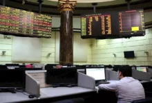 تراجع أسعار النفط مع زيادة المخزونات الأمريكية وتوقعات الطلب العالمي