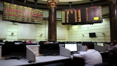 تراجع أسعار النفط مع زيادة المخزونات الأمريكية وتوقعات الطلب العالمي