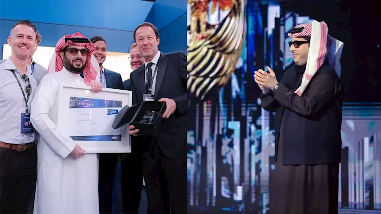 تركي آل الشيخ يحتفل بانتهاء تصوير مسلسل "الأمير" ويستعيد ذكريات "موسم الرياض"