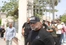 تشييع جثمان الفنان محمد التاجي من مسجد الثورة بحضور عدد من الفنانين وأسرته