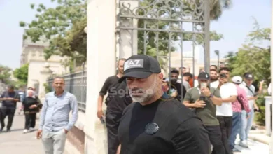 تشييع جثمان الفنان محمد التاجي من مسجد الثورة بحضور عدد من الفنانين وأسرته
