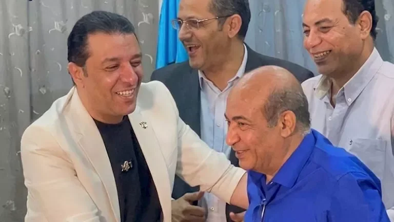 جلسة صلح بين مصطفى كامل وطارق الشناوي لإنهاء خلافات التصريحات الأخيرة