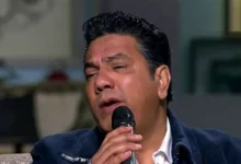 حسن دنيا يستعد لإجراء عملية قسطرة في القلب ويخضع للعلاج في منزله