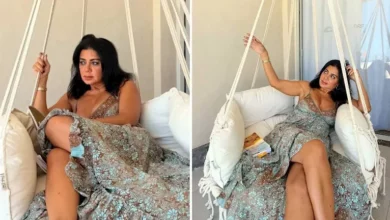 رانيا يوسف تتألق بفستان جريء على المرجيحة وتشارك صورها عبر إنستجرام
