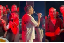 عمر كمال يحتفل بعيد ميلاد حسام حسن ويغني له في كواليس الحفل