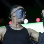 محمد رمضان يظهر بلوك غريب في حفله بالساحل الشمالي ويؤكد على سلامة الحضور