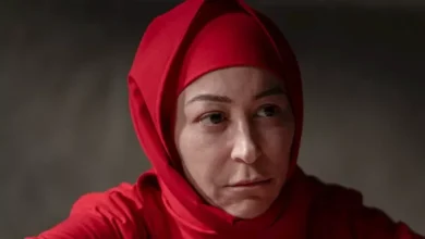 منة شلبي تظهر بملابس الإعدام في كواليس مسلسل "عنبر الموت" المنتظر