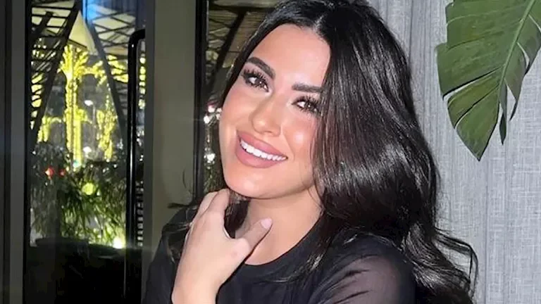 ميرنا نور الدين تتألق بمكياج هادئ في أحدث ظهور لها عبر إنستجرام