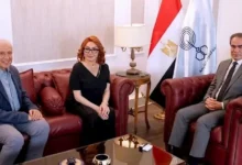 نبيلة عبيد تعبر عن سعادتها بعودتها للإذاعة من خلال مسلسل "يا ابنتي لا تحيريني معك"