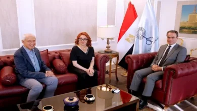 نبيلة عبيد تعود للإذاعة المصرية بمسلسل جديد بعنوان "يا ابنتي لا تحيريني معك"
