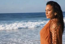 نجوم الفن يتألقون على إنستجرام: ميرنا جميل بفستان جريء وهند صبري أمام البحر