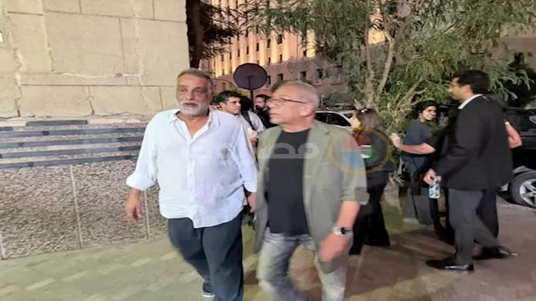 نجوم الفن يساندون ماريان خوري في عزاء زوجها نبيل الشاذلي بحضور ليلى علوي ويسري نصر الله
