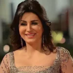 وفاء عامر تنفي فصل مدير المطعم وتؤكد استمراره في عمله