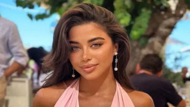 يارا السكري تتألق بإطلالة مميزة على شاطئ البحر وتشارك صورها مع متابعيها