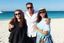 يارا السكري تشارك صور عطلتها الصيفية مع أسرتها على شاطئ البحر